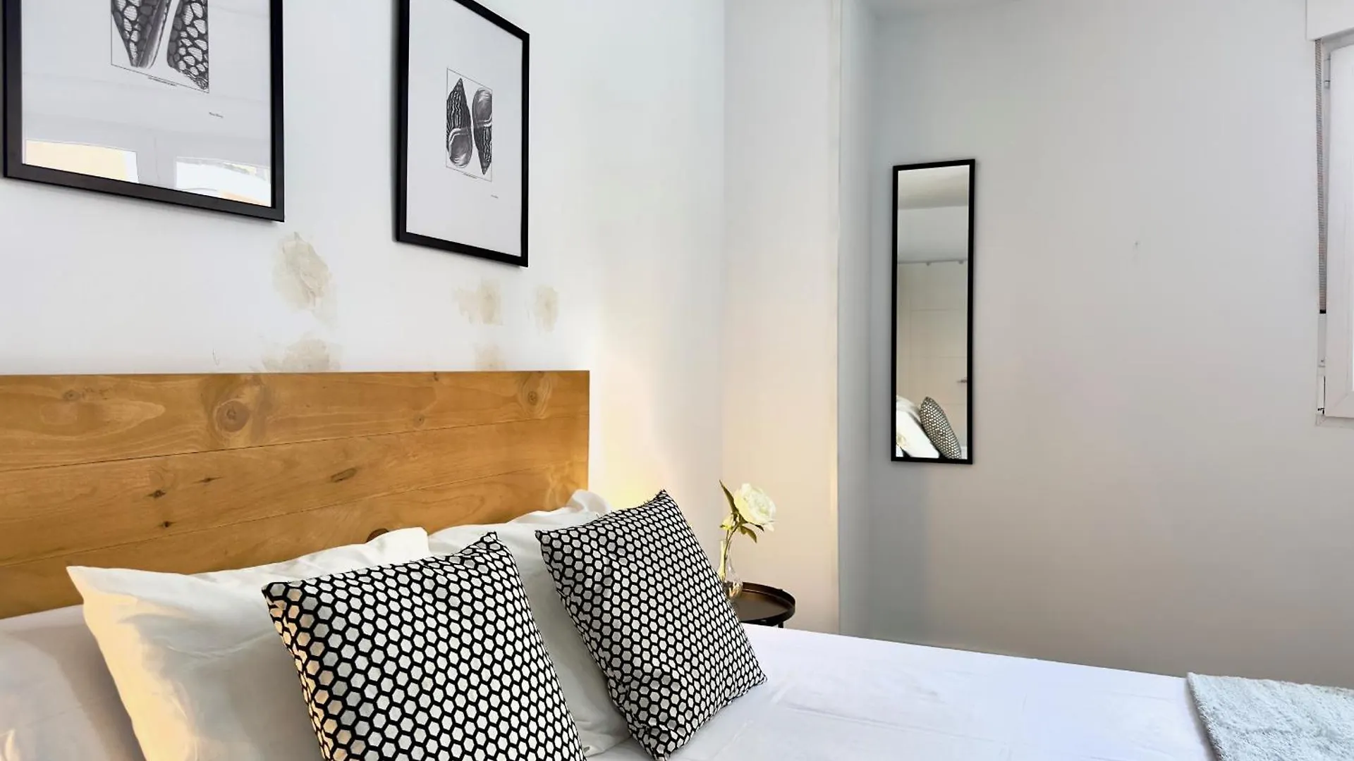 Urbe10 Casa Victoria Apartment Malaga Spain
